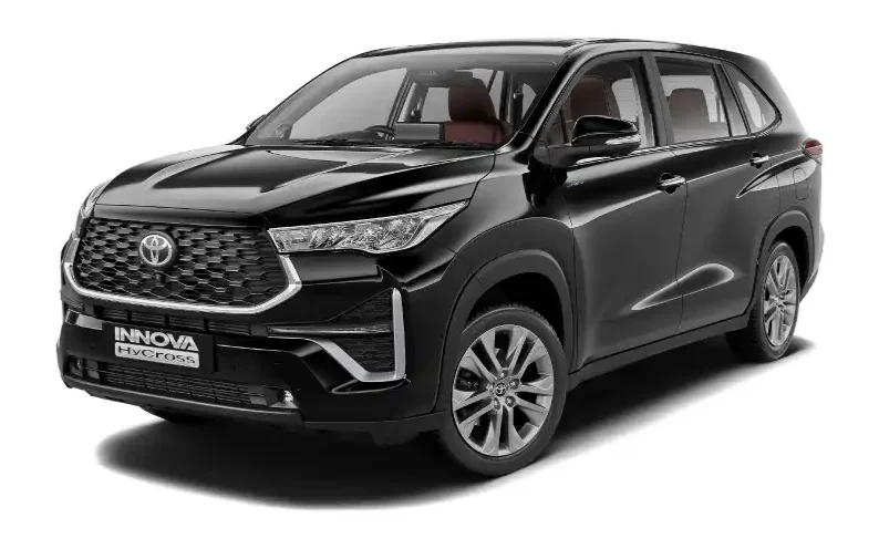 Innova Hycross (7 seats), front, black
