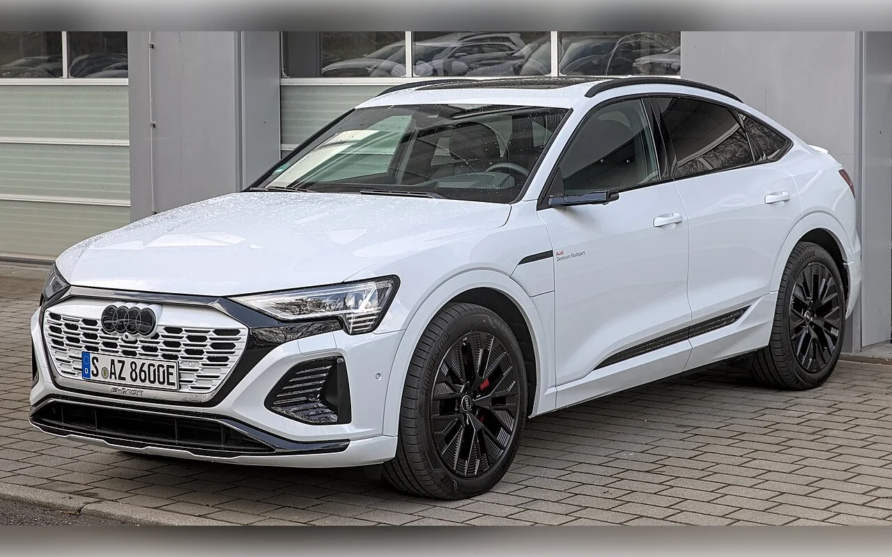 Audi Q8, photo 1